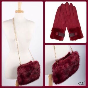 SALE ❗️ Burgundy Faux Fur Cross Body‎ W/ Smart Gloves